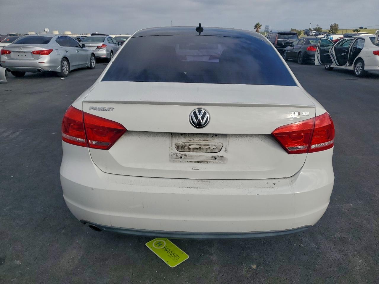 2015 Volkswagen Passat Se VIN: 1VWBT7A38FC046536 Lot: 94373905