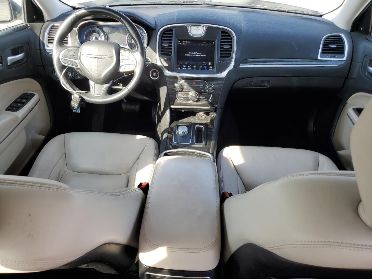 2020 Chrysler 300 Touring VIN: 2C3CCARG2LH131896 Lot: 91837805