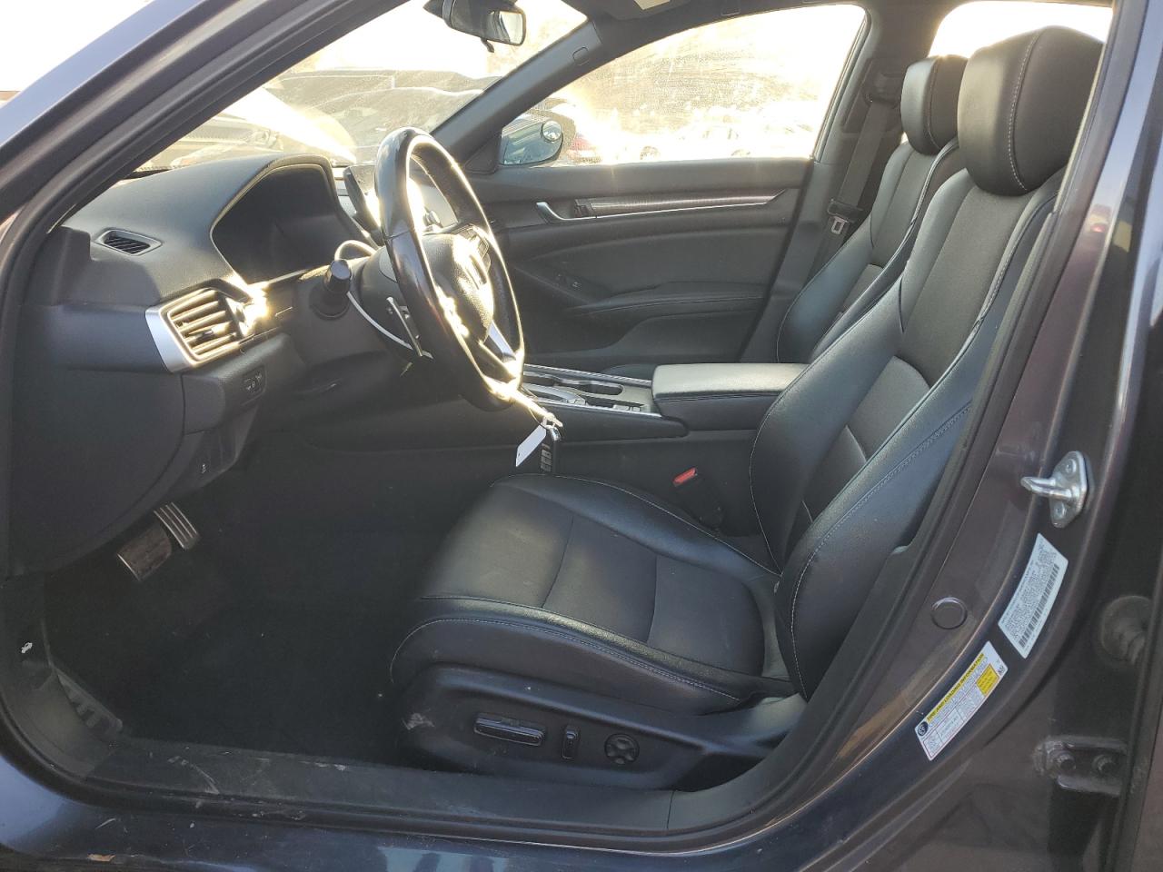 2018 Honda Accord Sport VIN: 1HGCV1F36JA026220 Lot: 90752625