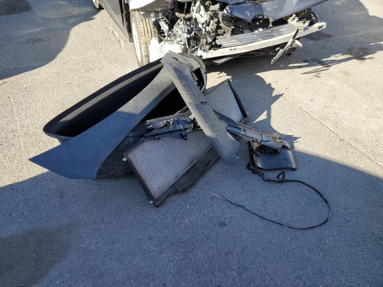 2021 Tesla Model X VIN: 5YJXCDE21MF323908 Lot: 92373385