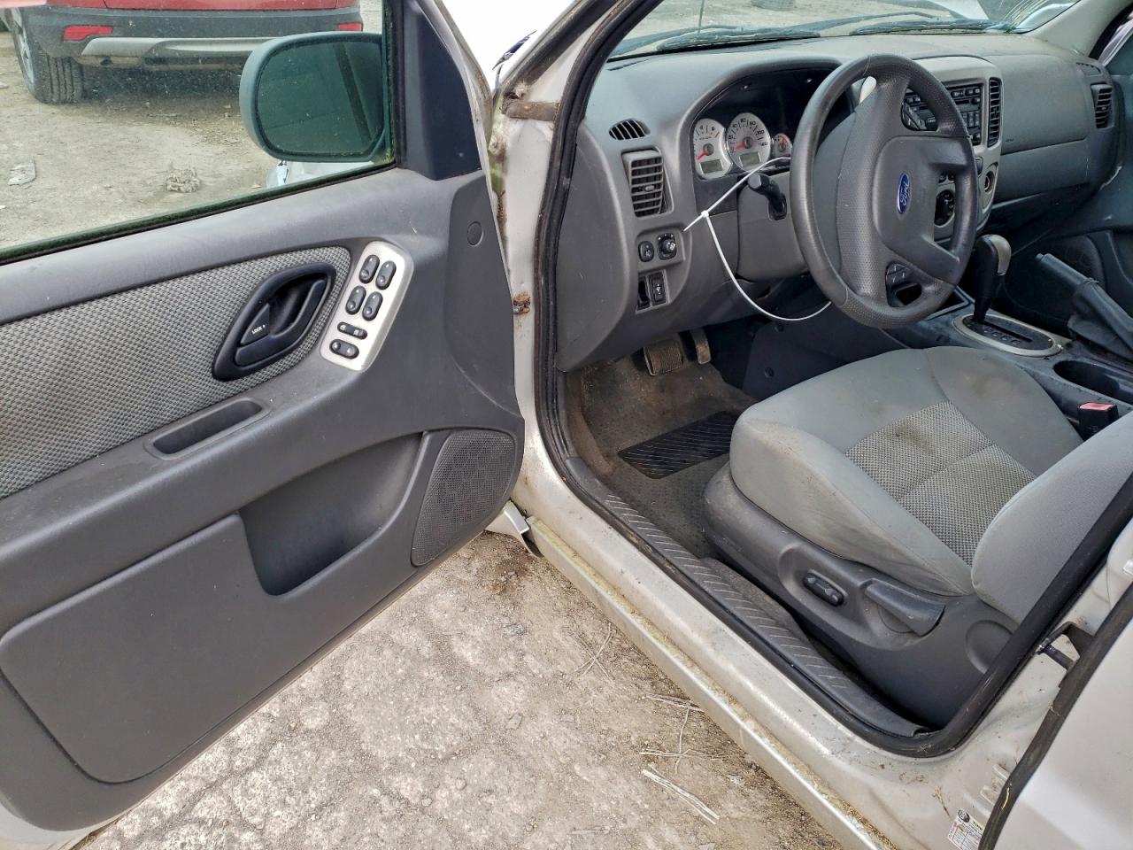 2006 Ford Escape VIN: 1FMCU95H86KC87598 Lot: 82299225