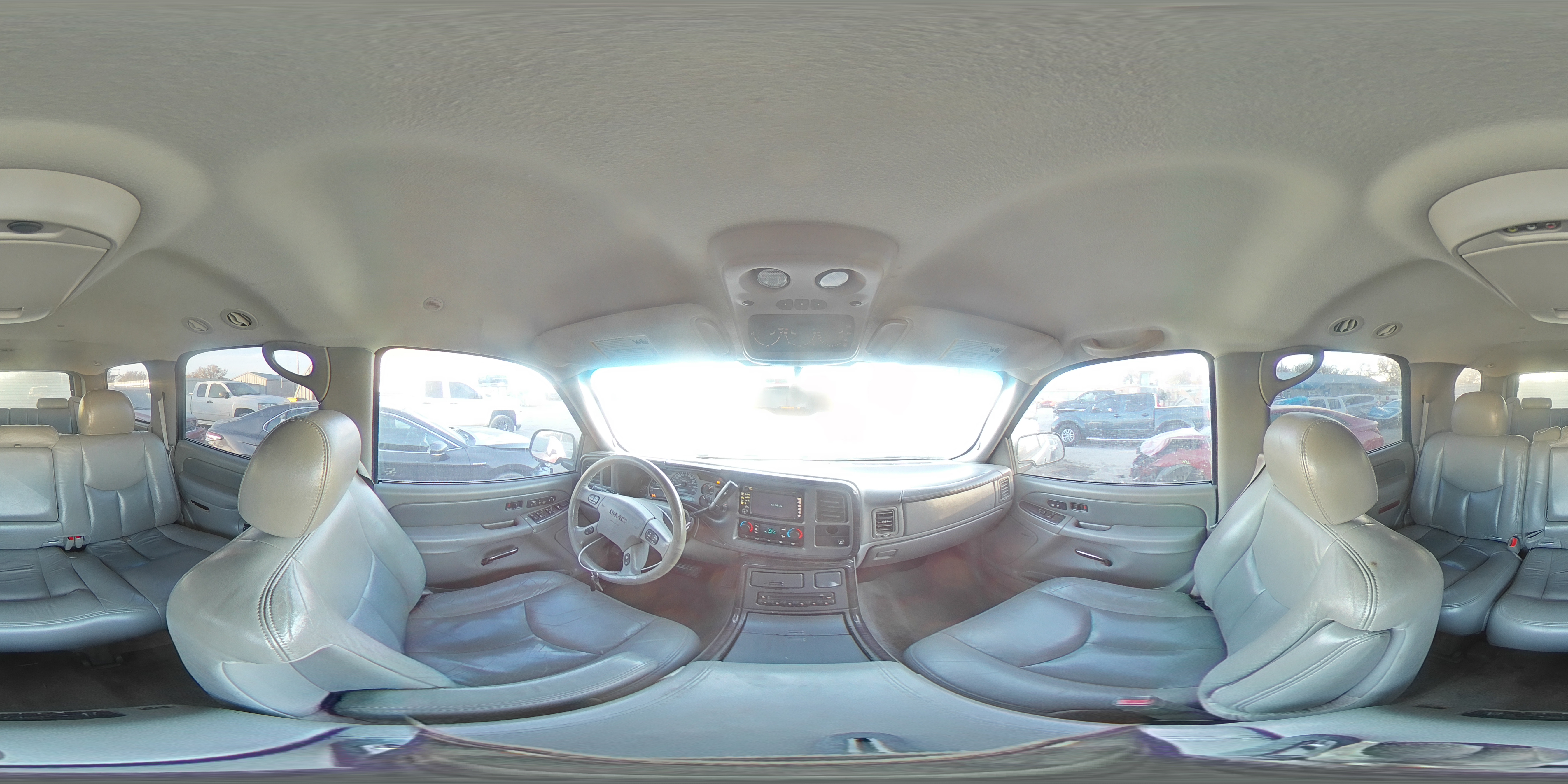 2004 GMC Yukon Denali VIN: 1GKEK63U24J155574 Lot: 92250985