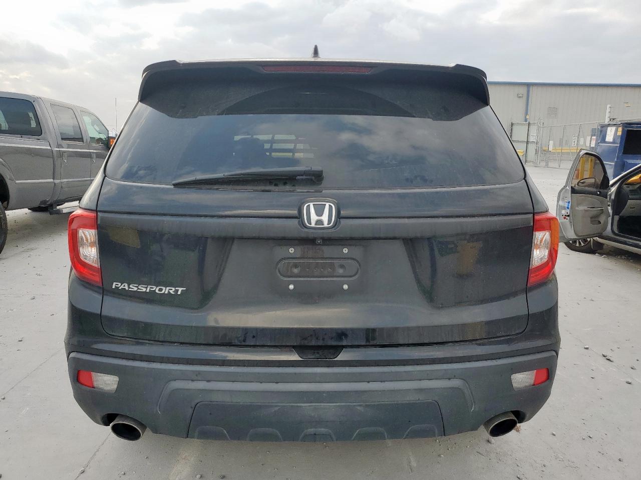 2021 Honda Passport Exl VIN: 5FNYF7H58MB015556 Lot: 93501275