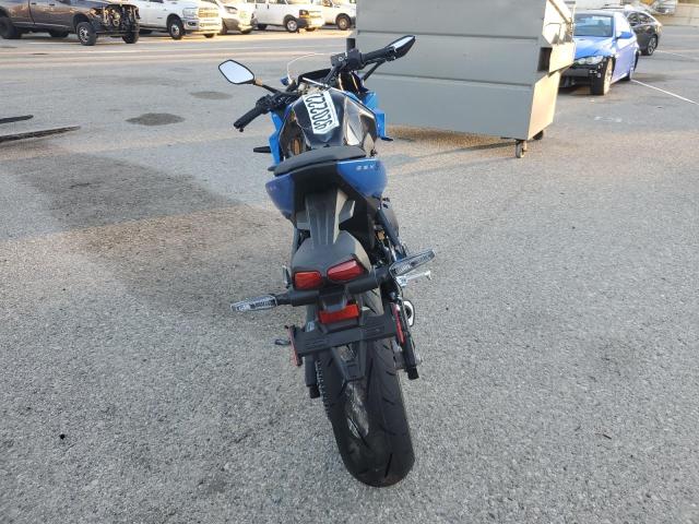 2025 SUZUKI GSX800 F  