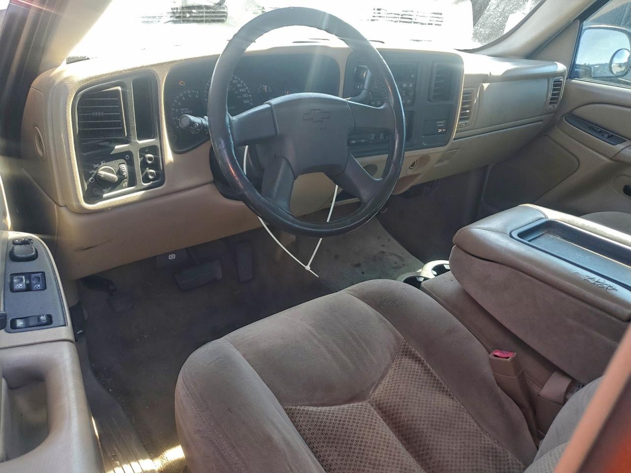 2004 Chevrolet Silverado C1500 VIN: 2GCEC19VX41145963 Lot: 93753235