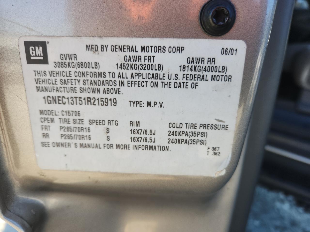 2001 Chevrolet Tahoe C1500 VIN: 1GNEC13T51R215919 Lot: 91739185