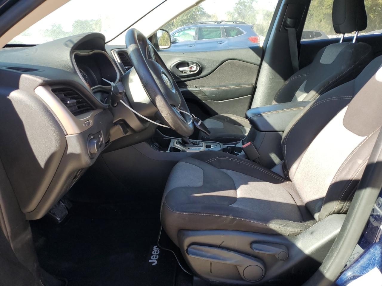 2016 Jeep Cherokee Sport VIN: 1C4PJLAB8GW200693 Lot: 92568545