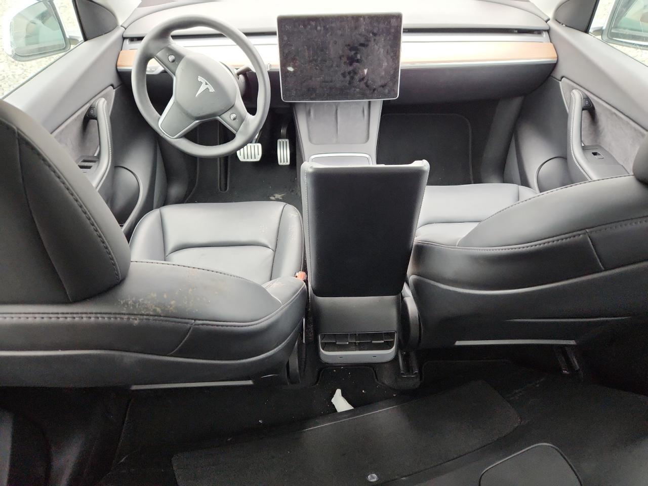 2022 Tesla Model Y VIN: 7SAYGDEF4NF487945 Lot: 90706985