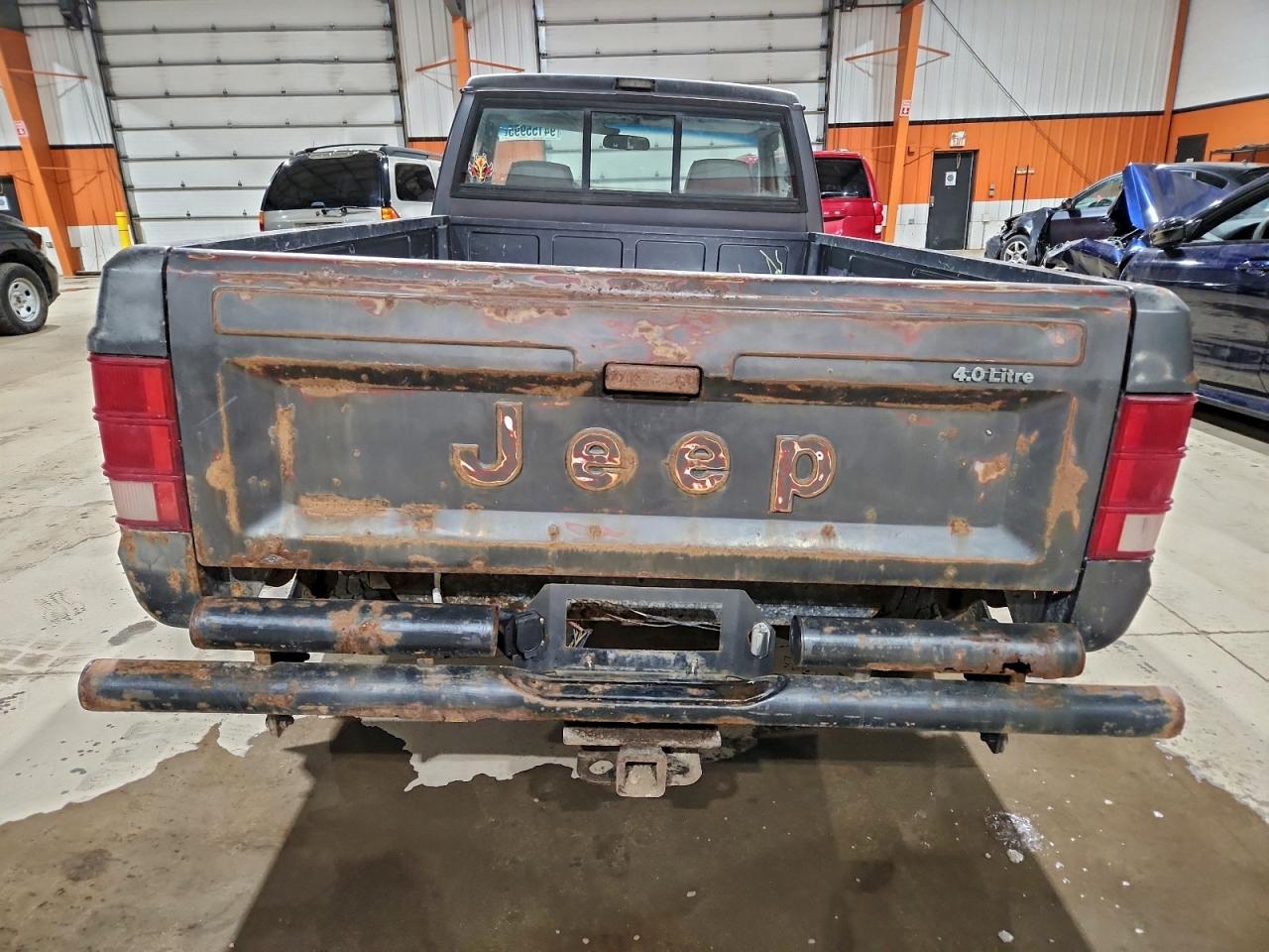 1989 Jeep Comanche Pioneer VIN: 1J7GJ36L4KL600498 Lot: 94155995