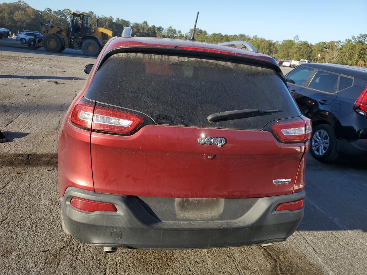 2014 Jeep Cherokee Latitude VIN: 1C4PJLCS4EW319691 Lot: 92513975