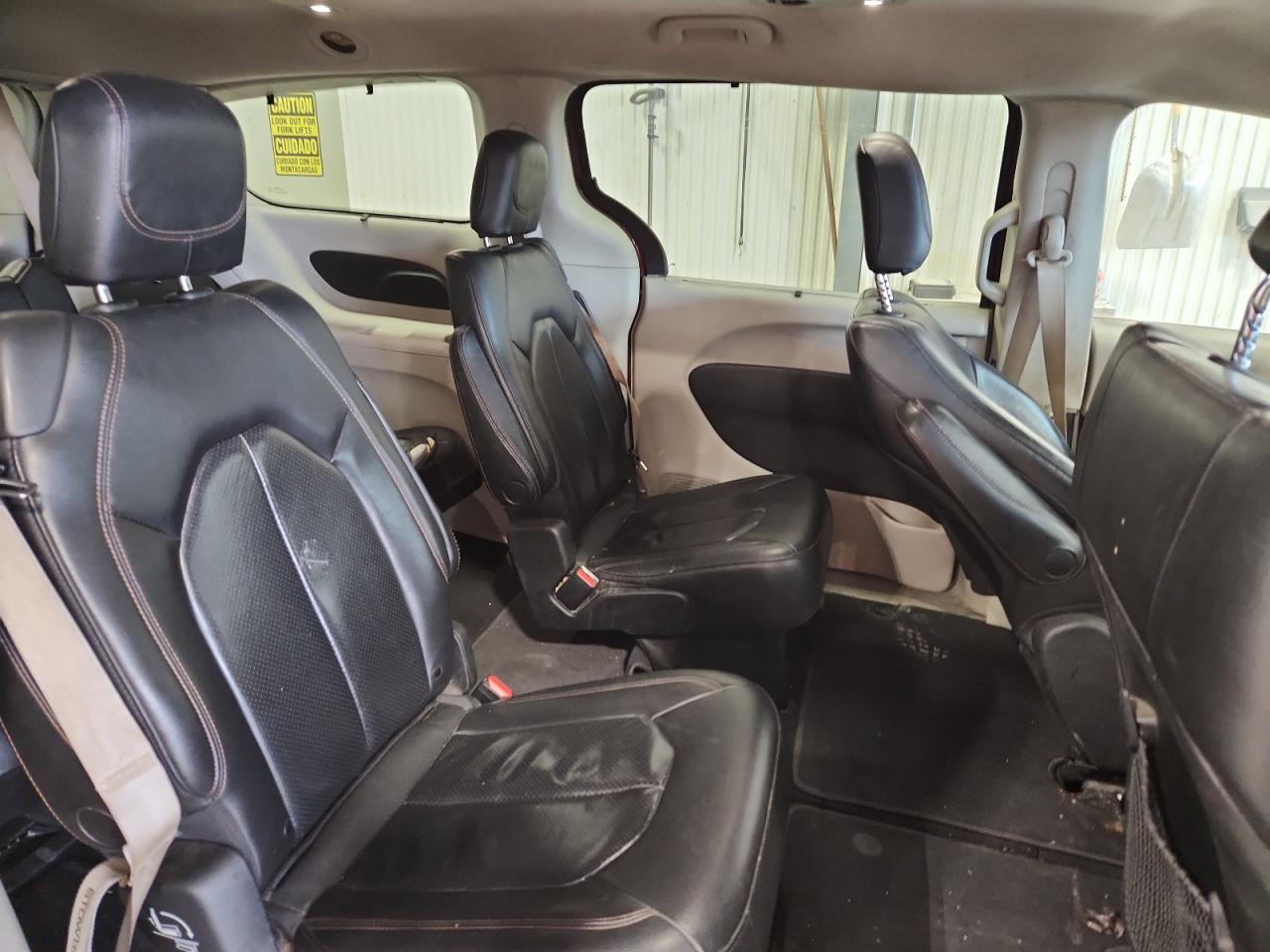 2020 Chrysler Pacifica Touring L VIN: 2C4RC1BG4LR233226 Lot: 92921875