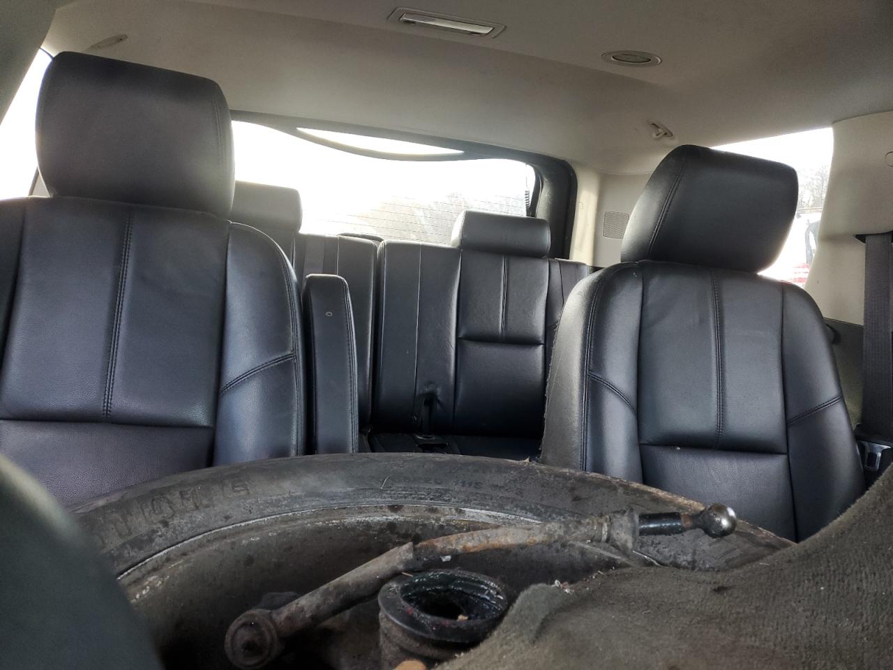 2013 Chevrolet Tahoe K1500 Lt VIN: 1GNSKBE01DR102505 Lot: 92987815