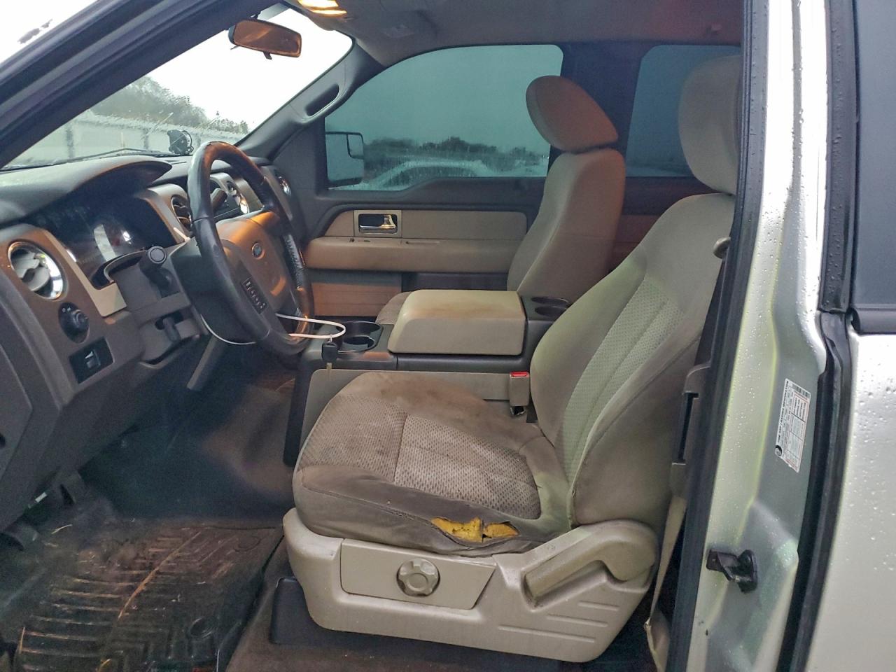 2009 Ford F150 Super Cab VIN: 1FTRX12859FA33128 Lot: 93218225