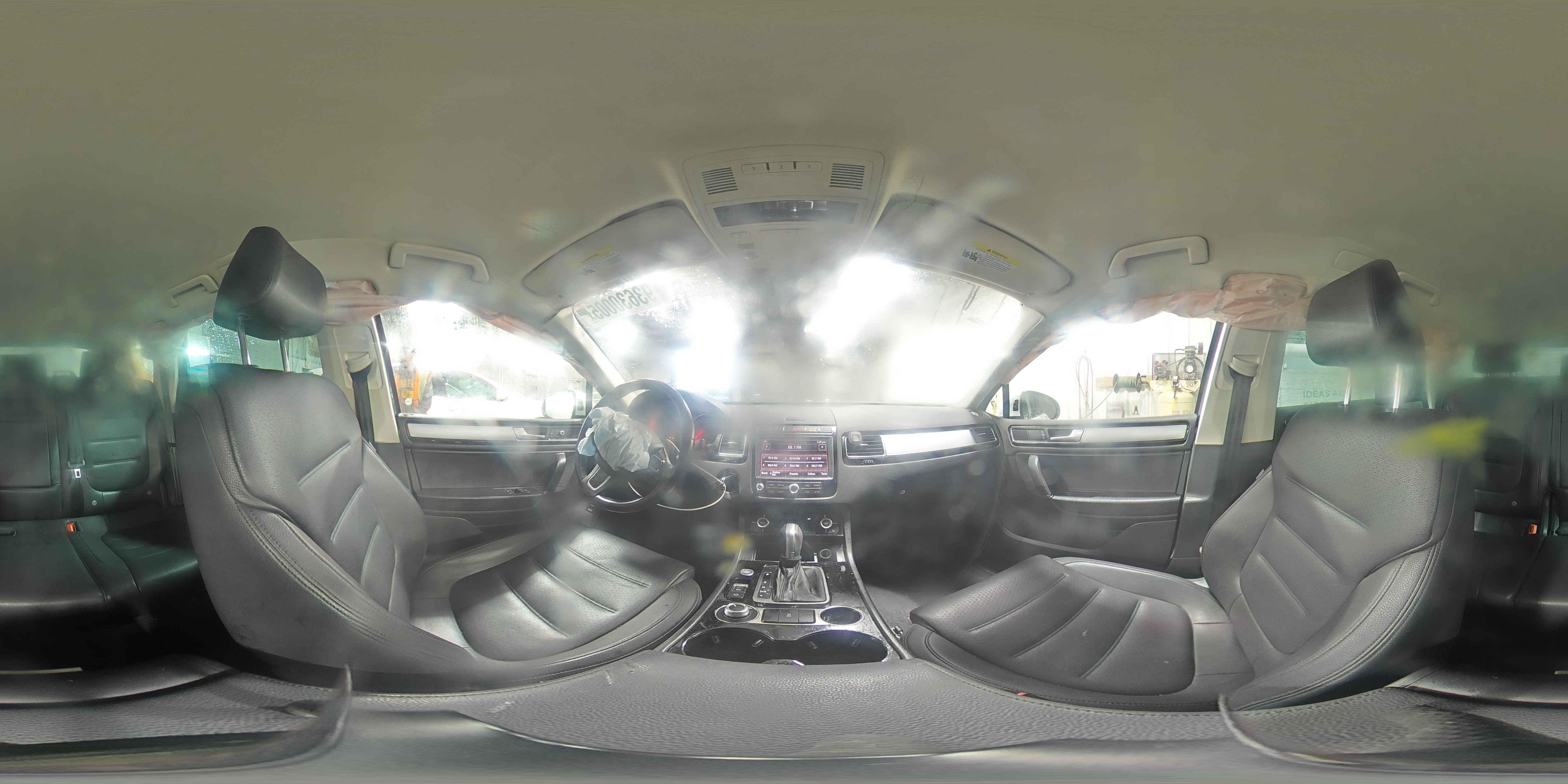 2017 Volkswagen Touareg Sport VIN: WVGEF7BP6HD006358 Lot: 93630005