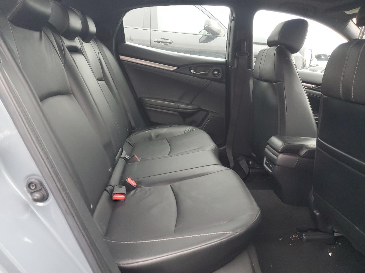 2018 Honda Civic Sport Touring VIN: SHHFK7H99JU416520 Lot: 93633695