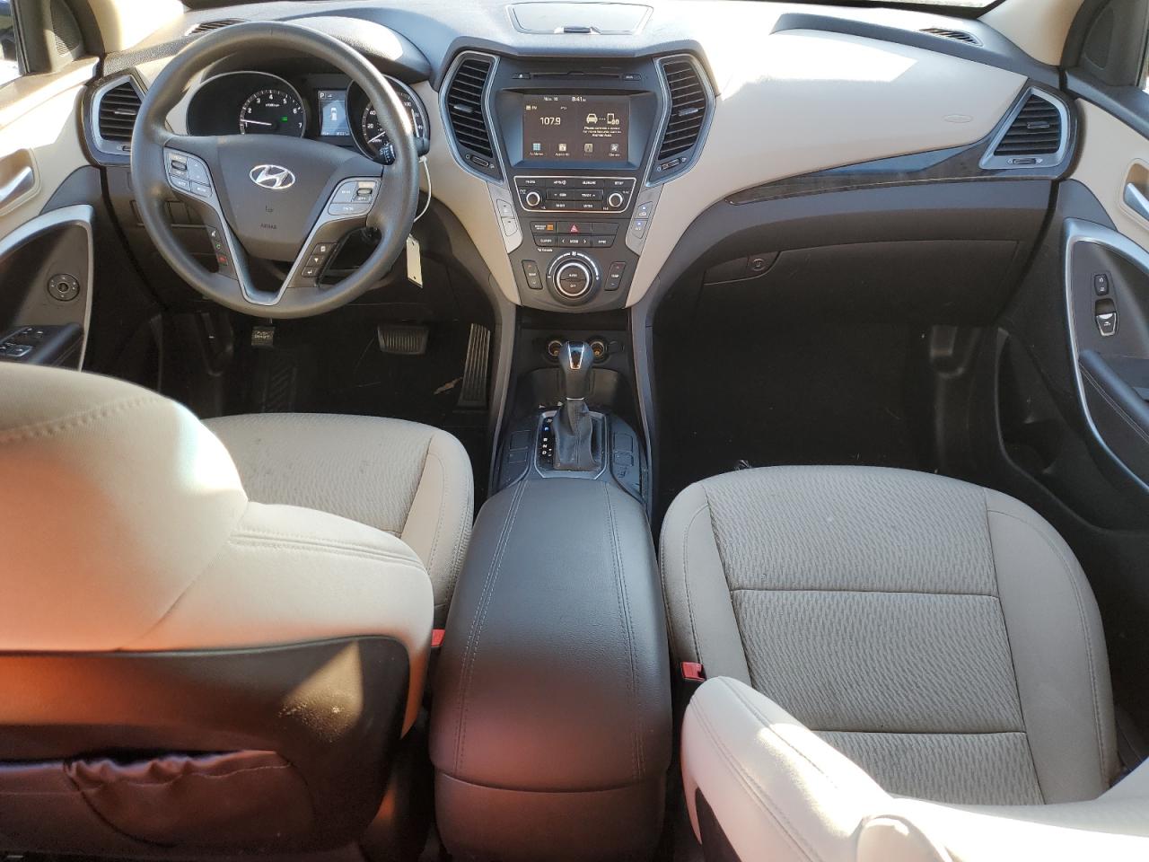 2017 Hyundai Santa Fe Sport VIN: 5XYZU3LB7HG389882 Lot: 92949765