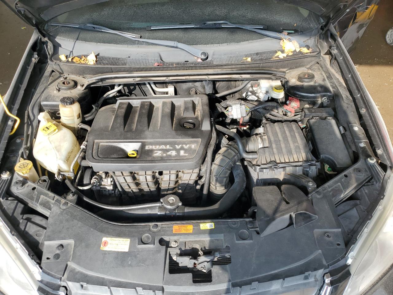 2013 Chrysler 200 Touring VIN: 1C3CCBBBXDN588792 Lot: 93747455