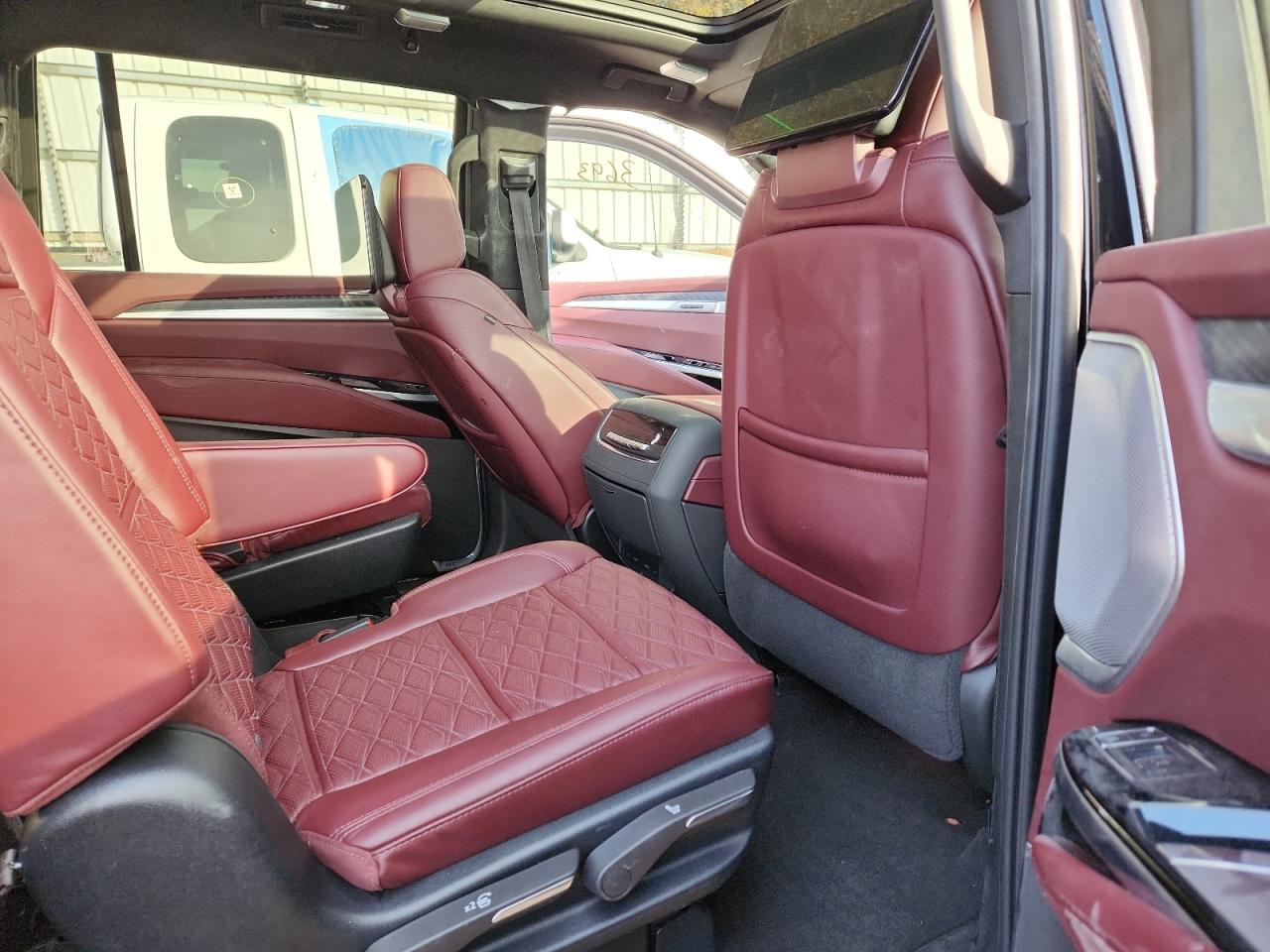 2025 Cadillac Escalade Esv Premium Luxury VIN: 1GYS9LRL5SR247567 Lot: 91051195