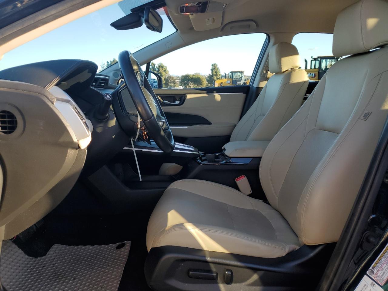 2019 Honda Clarity Touring VIN: JHMZC5F3XKC002271 Lot: 93077345