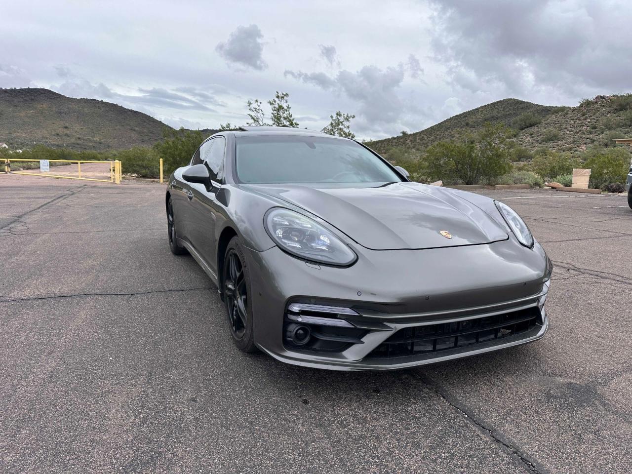 2014 Porsche Panamera 2
