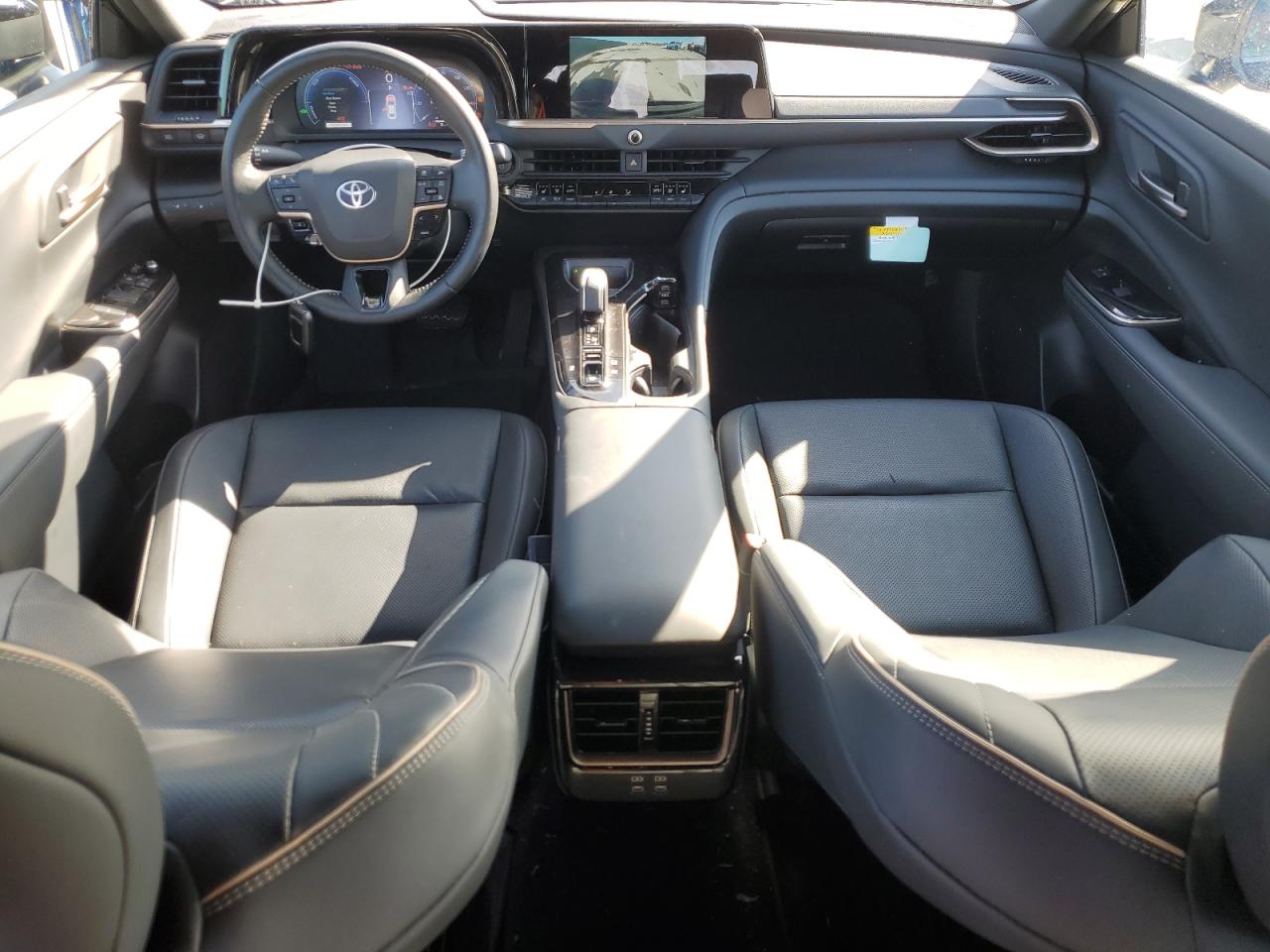 2025 Toyota Crown Xle VIN: JTDAAAAFXS3033230 Lot: 91043905