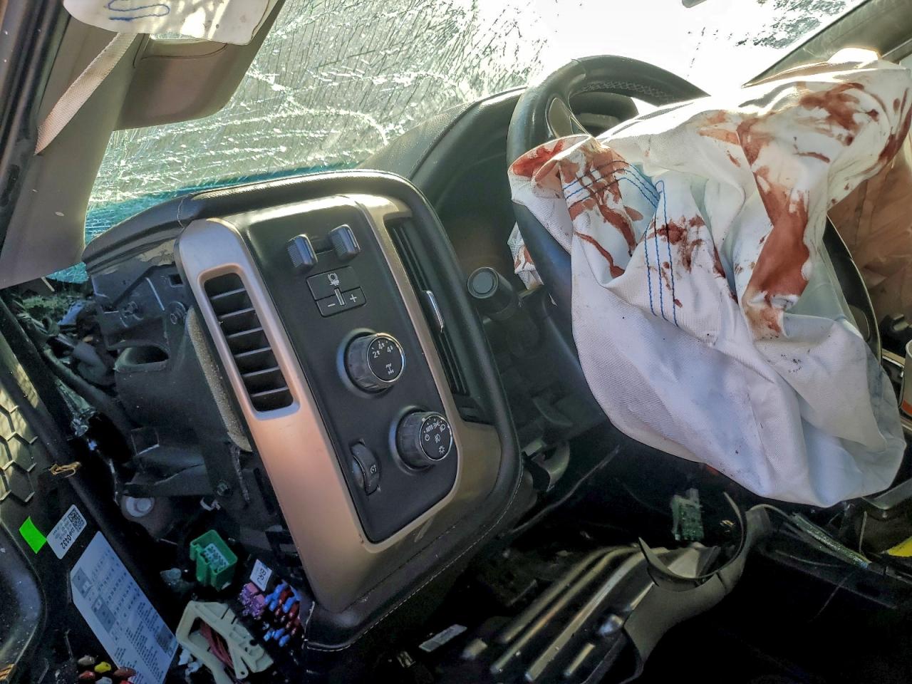 2015 GMC Sierra K3500 Denali VIN: 1GT424E82FF663271 Lot: 94479875