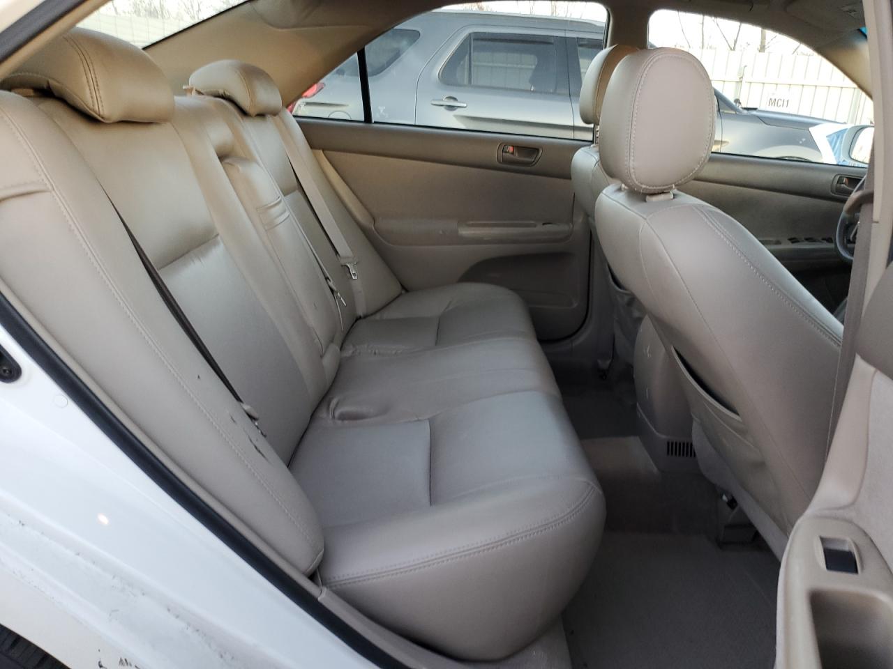 2004 Toyota Camry Le VIN: 4T1BE32K04U307415 Lot: 93543885