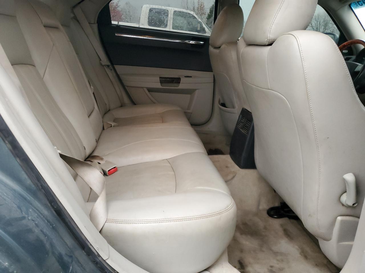 2006 Chrysler 300C VIN: 2C3LK63HX6H102555 Lot: 92735145