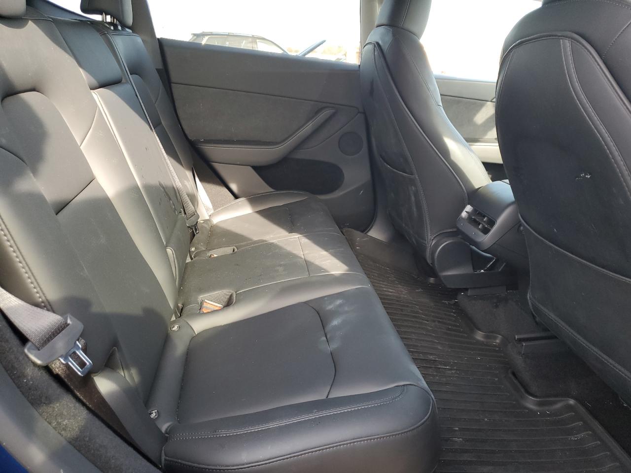 2023 Tesla Model Y VIN: 7SAYGDEE0PA179646 Lot: 94092215