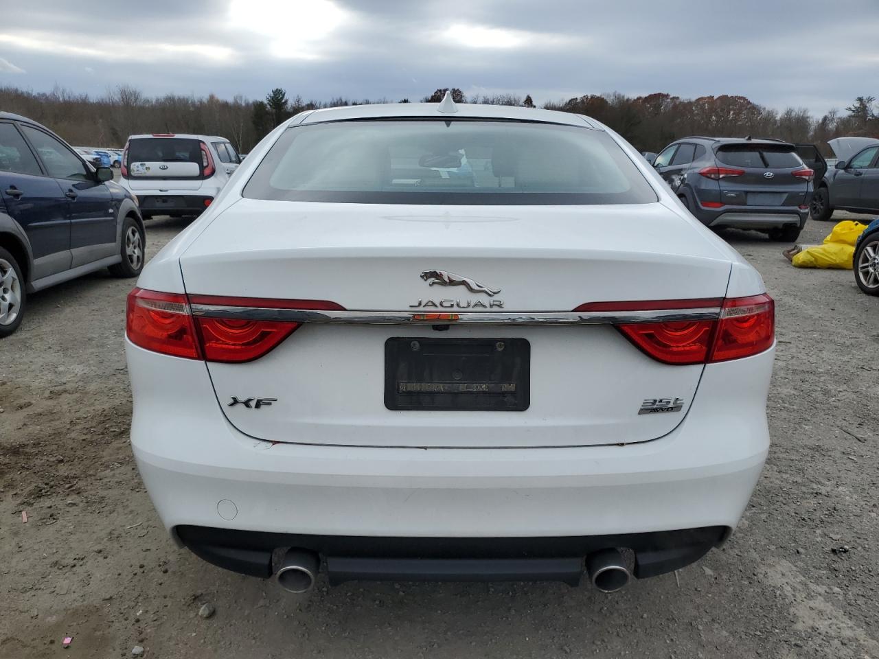 2016 Jaguar Xf Premium VIN: SAJBJ4BV7GCY11049 Lot: 92283705