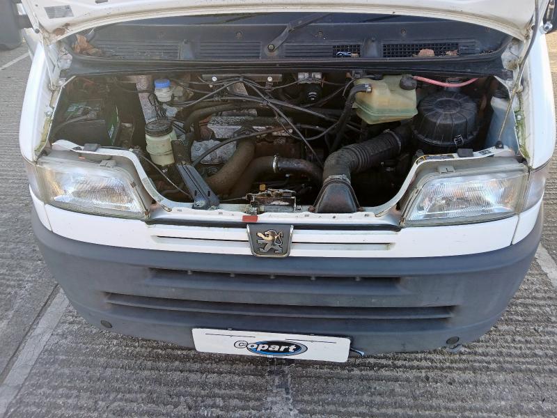 2001 PEUGEOT BOXER 270 MWB 
