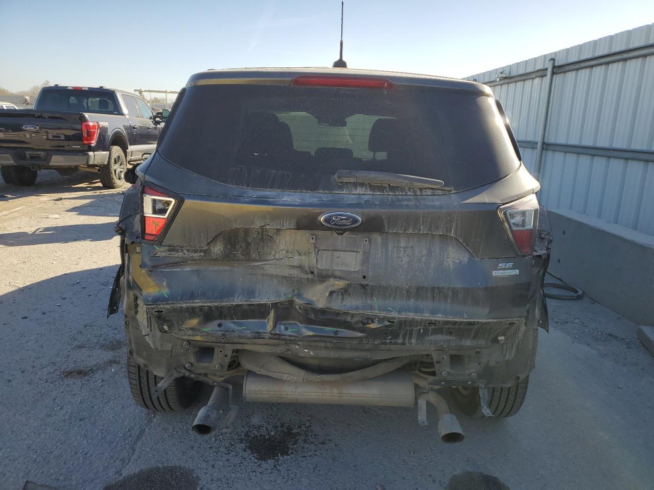 2017 Ford Escape Se VIN: 1FMCU0G92HUB04401 Lot: 92436215