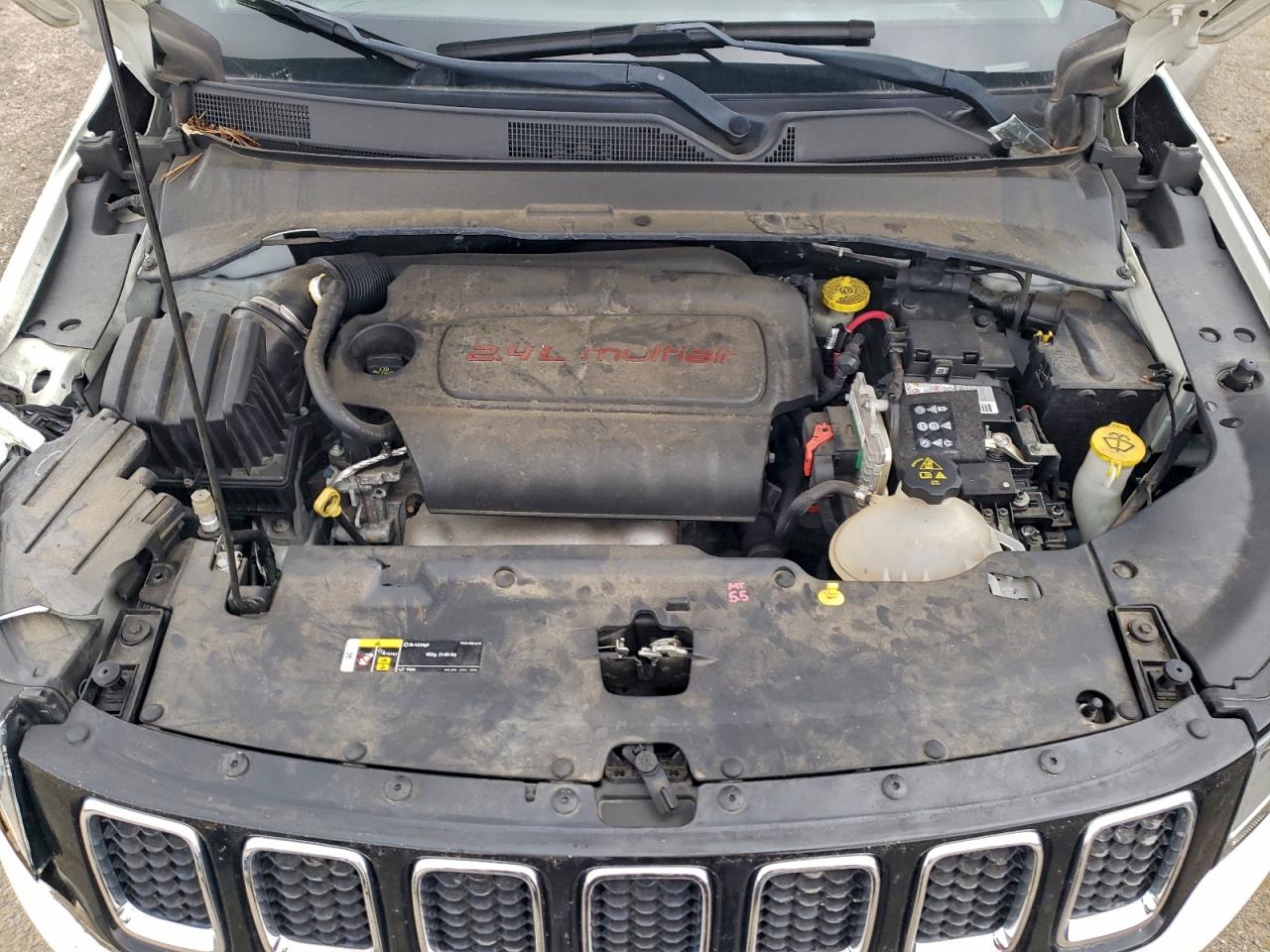 2018 Jeep Compass Latitude VIN: 3C4NJDBB8JT349727 Lot: 93595025