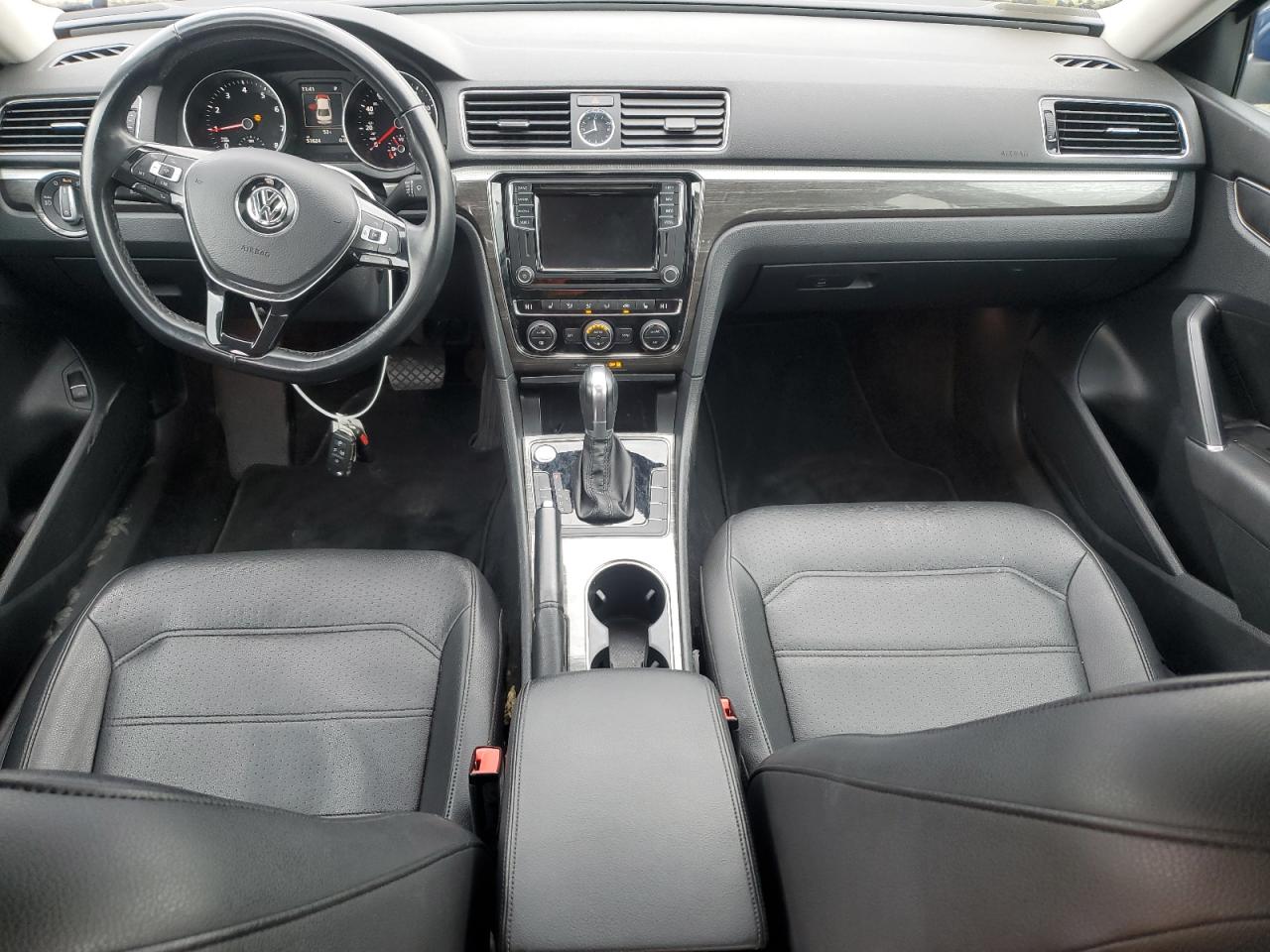 2017 Volkswagen Passat Se VIN: 1VWGT7A34HC039334 Lot: 89882295