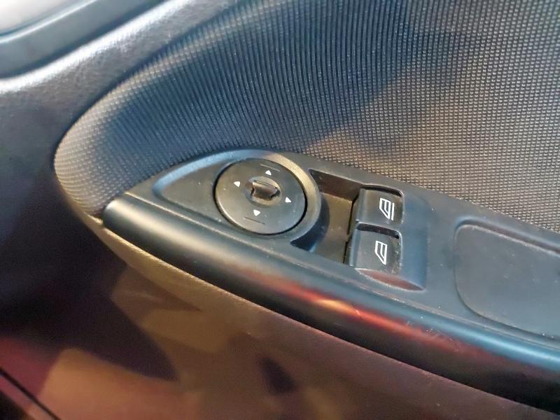 2011 FORD FOCUS 1.6 125 ZETEC 5DR POWERSHIFT