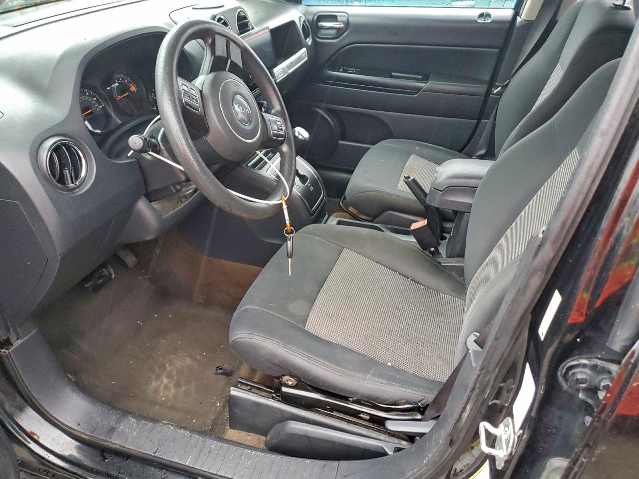 2014 Jeep Compass Sport VIN: 1C4NJDBB1ED774055 Lot: 94029305