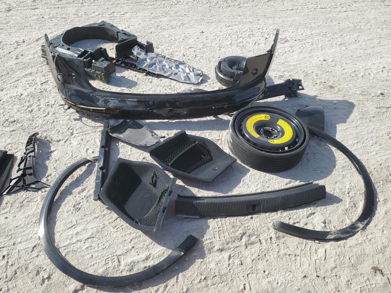 2018 Audi Q5 Premium VIN: WA1ANAFY1J2082281 Lot: 91320075