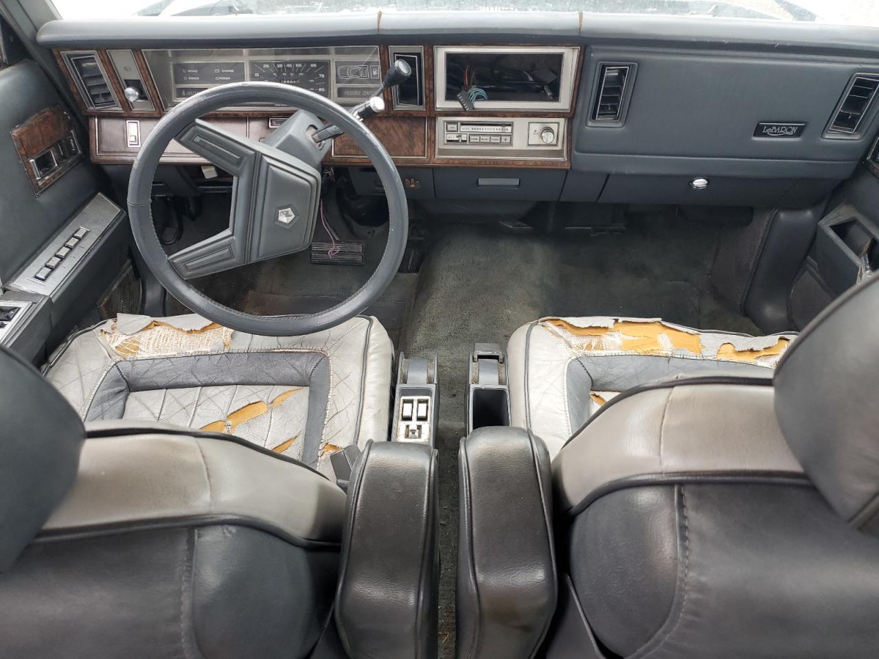 1985 Chrysler Lebaron VIN: 1C3BC56E7FF223422 Lot: 92723285