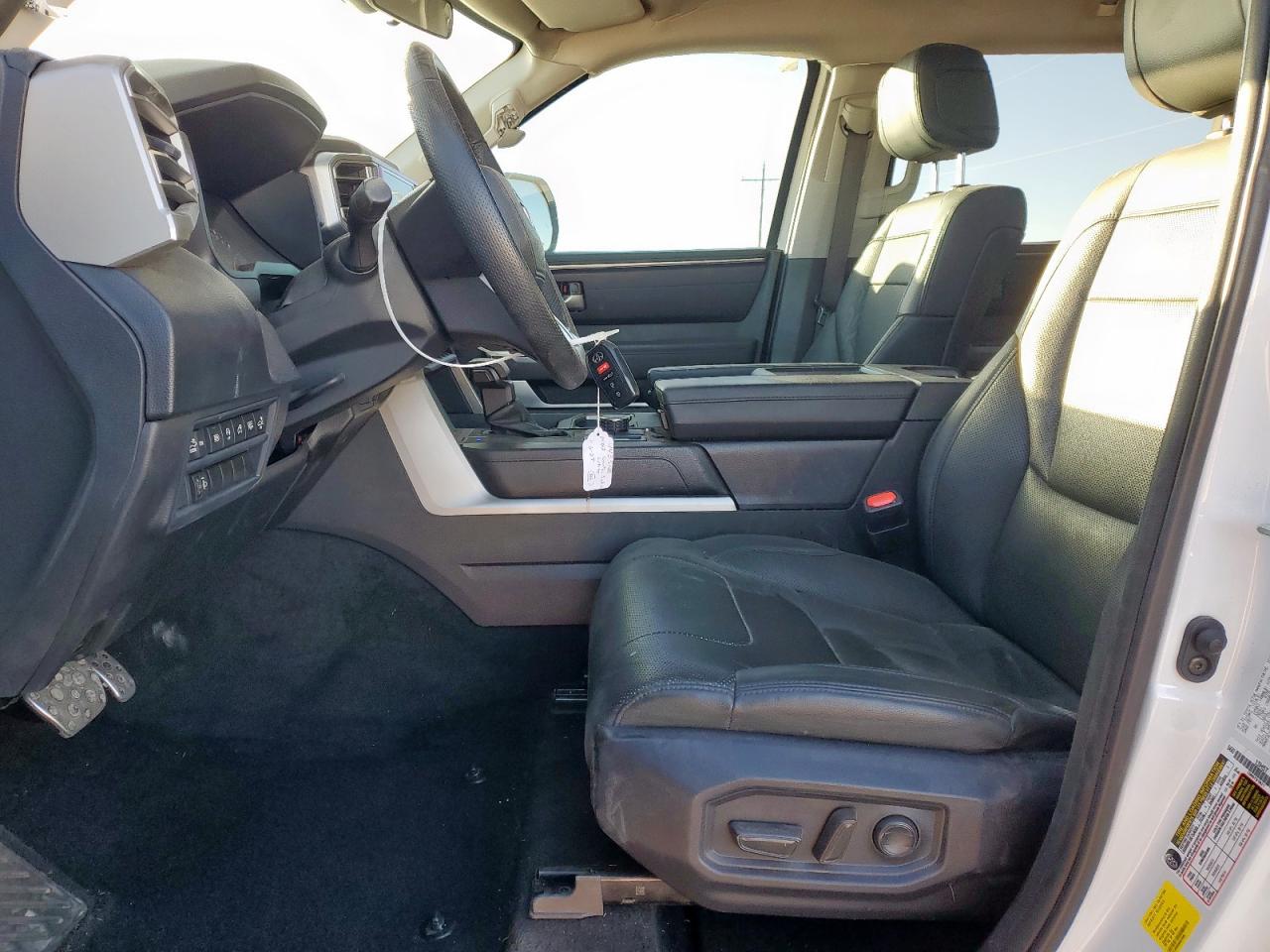 2022 Toyota Tundra Crewmax Sr VIN: 5TFLA5DB5NX037580 Lot: 92224965