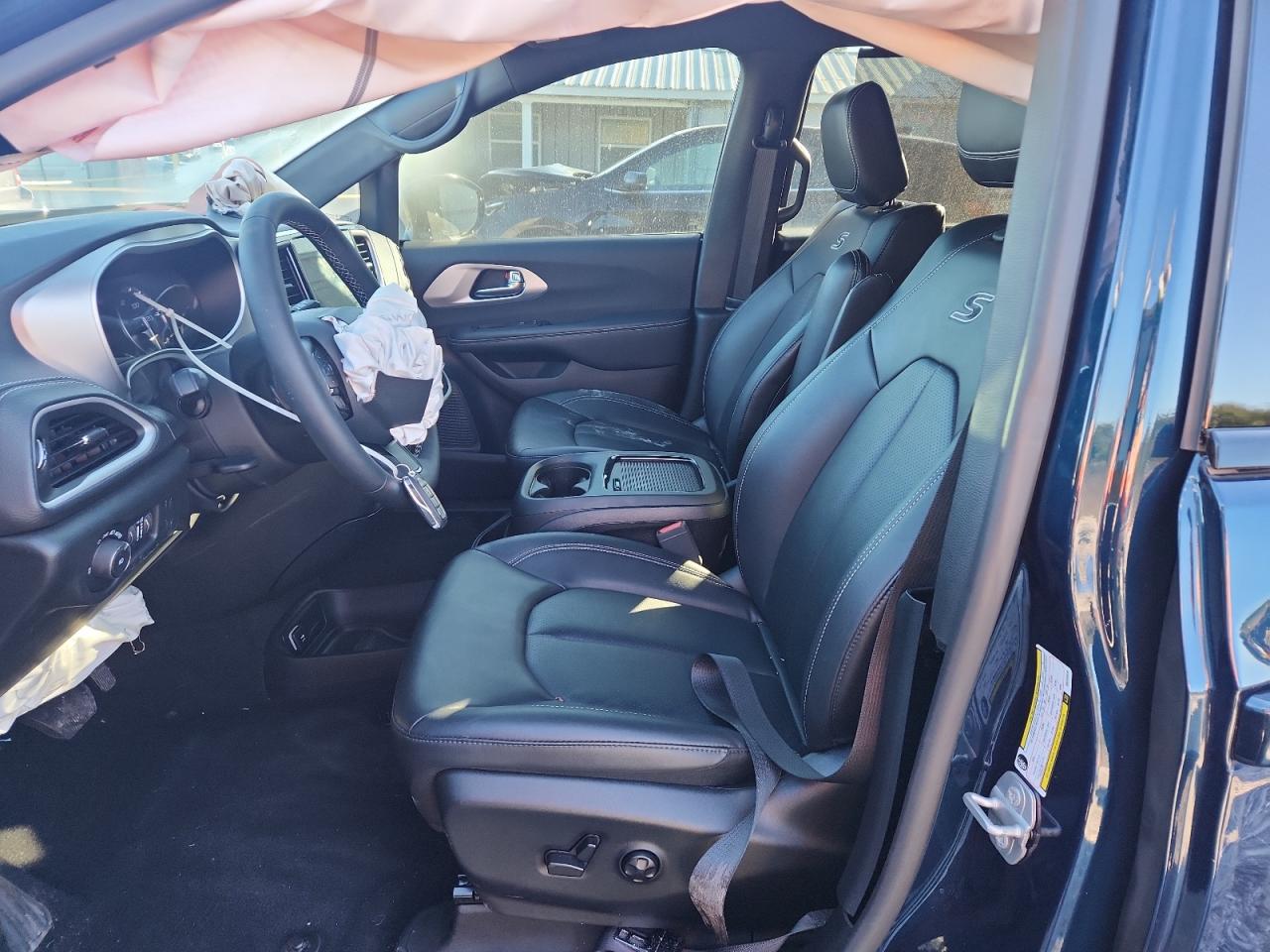 2024 Chrysler Pacifica Touring L VIN: 2C4RC1BG0RR200636 Lot: 90674545