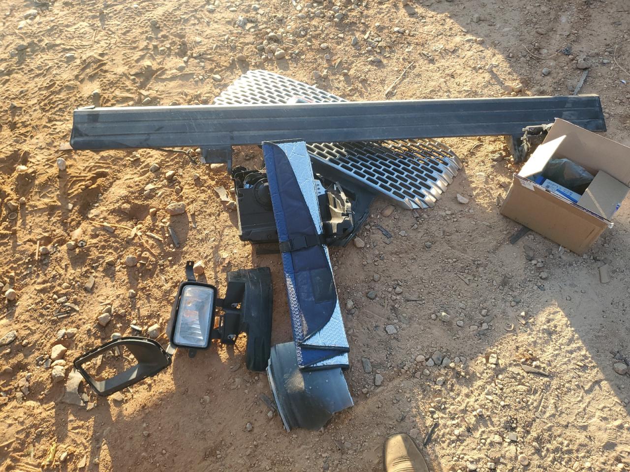 2015 GMC Yukon Denali VIN: 1GKS1CKJ8FR705893 Lot: 92715185