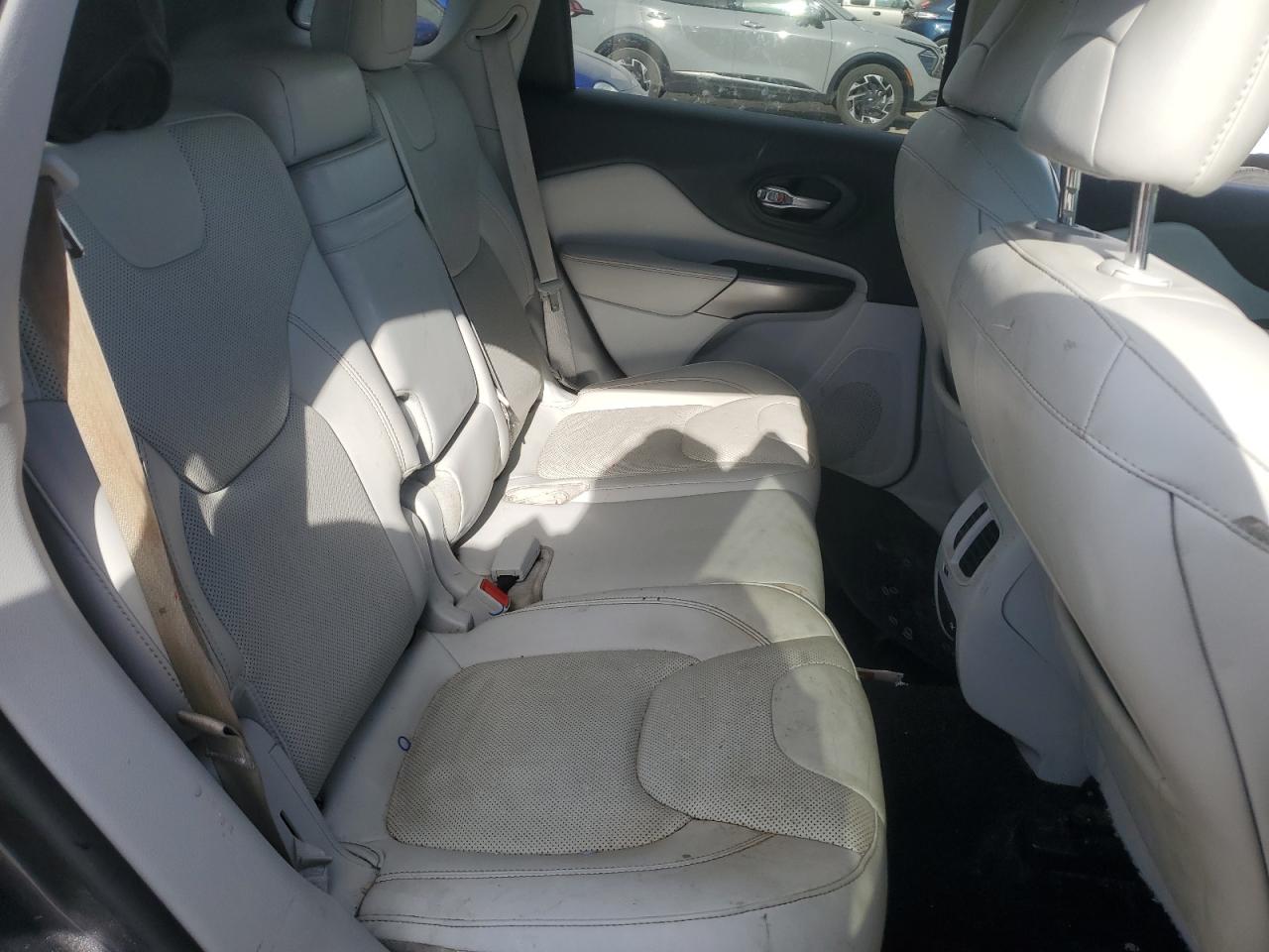 2019 Jeep Cherokee Limited VIN: 1C4PJLDXXKD147832 Lot: 92058775