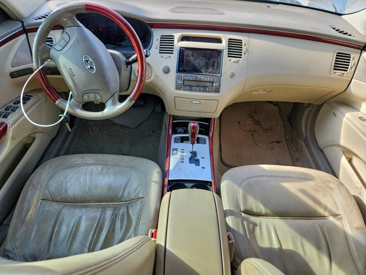 2008 Hyundai Azera Se VIN: KMHFC46FX8A304250 Lot: 94456745