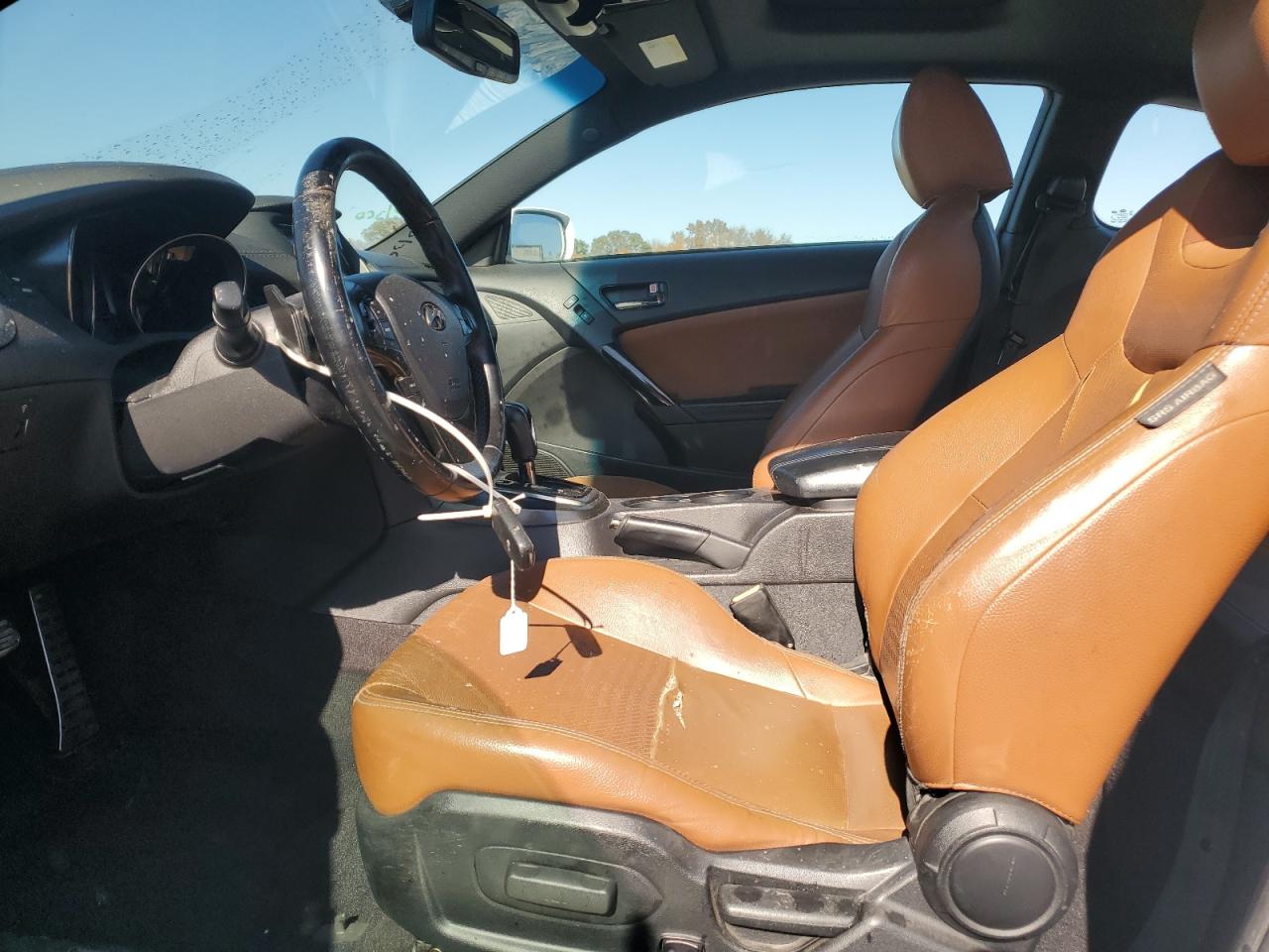 2015 Hyundai Genesis Coupe 3.8L VIN: KMHHU6KJ6FU127039 Lot: 92430965