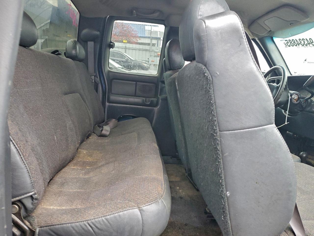 2001 Chevrolet Silverado K1500 VIN: 2GCEK19V111282661 Lot: 94334885