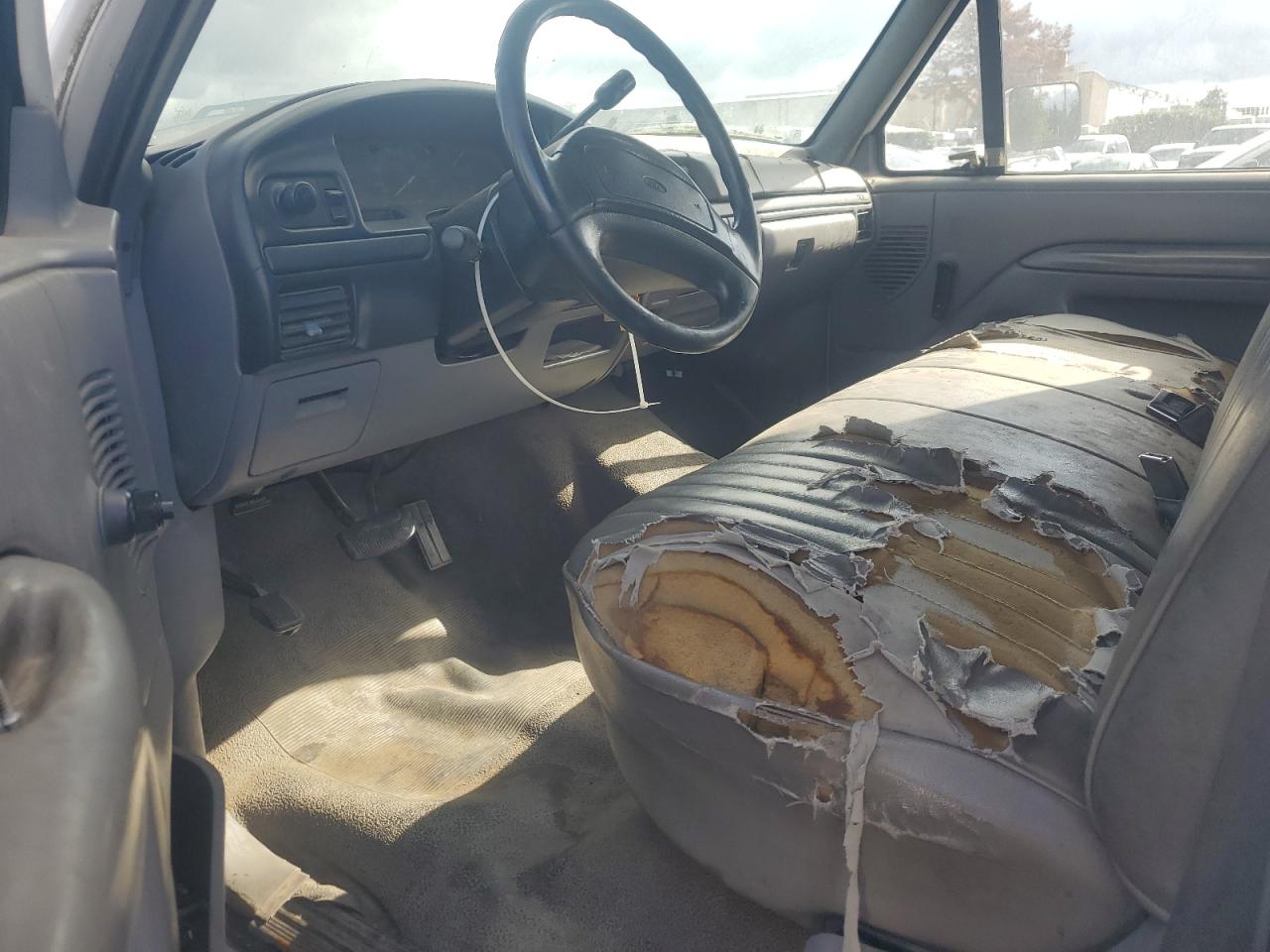 1997 Ford F350 VIN: 1FTJW35G2VEB54519 Lot: 93384455