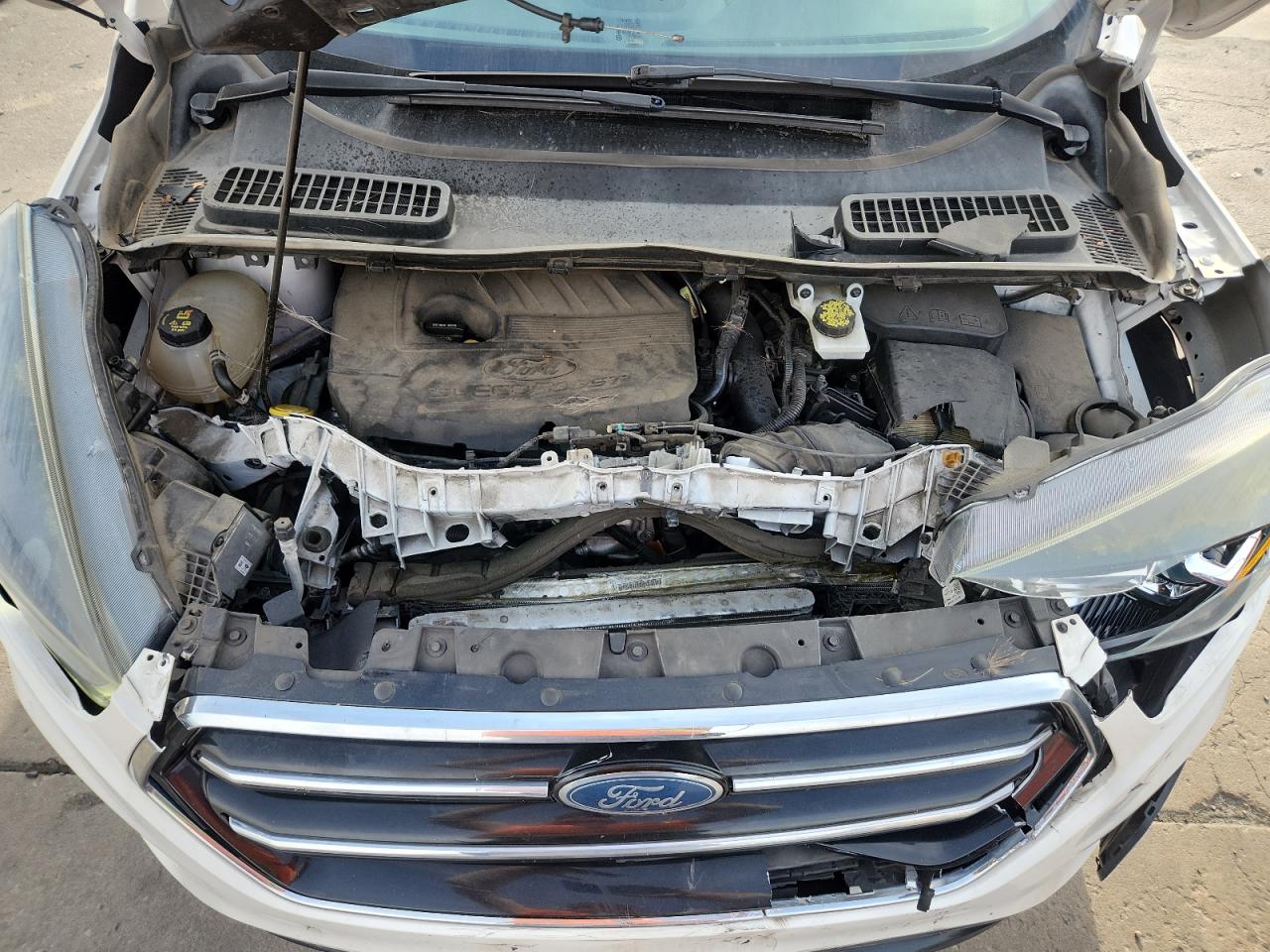 2017 Ford Escape Se VIN: 1FMCU9GD4HUF00614 Lot: 93751365