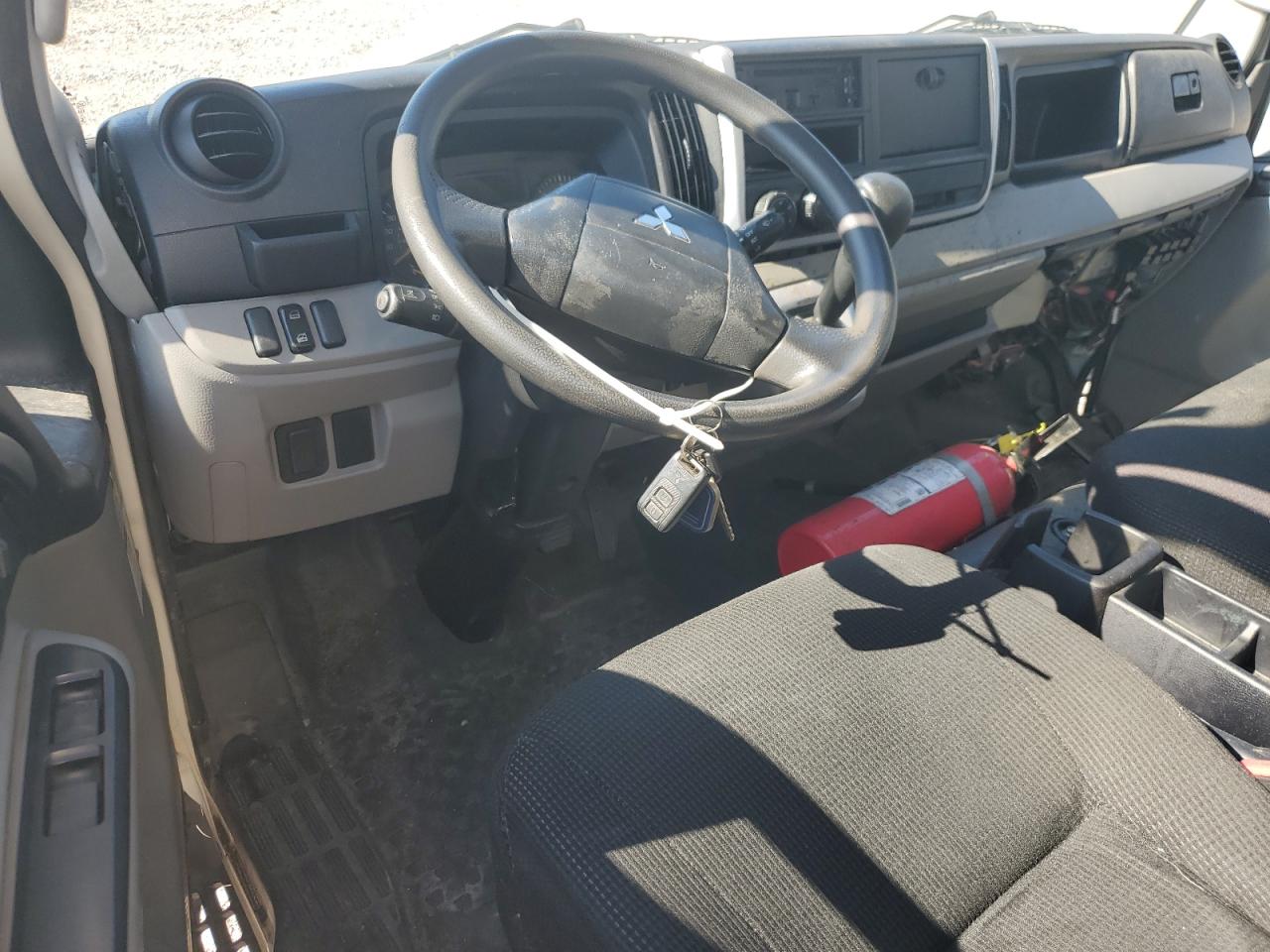 2020 Mitsubishi Fe Feczts Box Truck VIN: 4UZBYH11XLGLU0206 Lot: 90077125