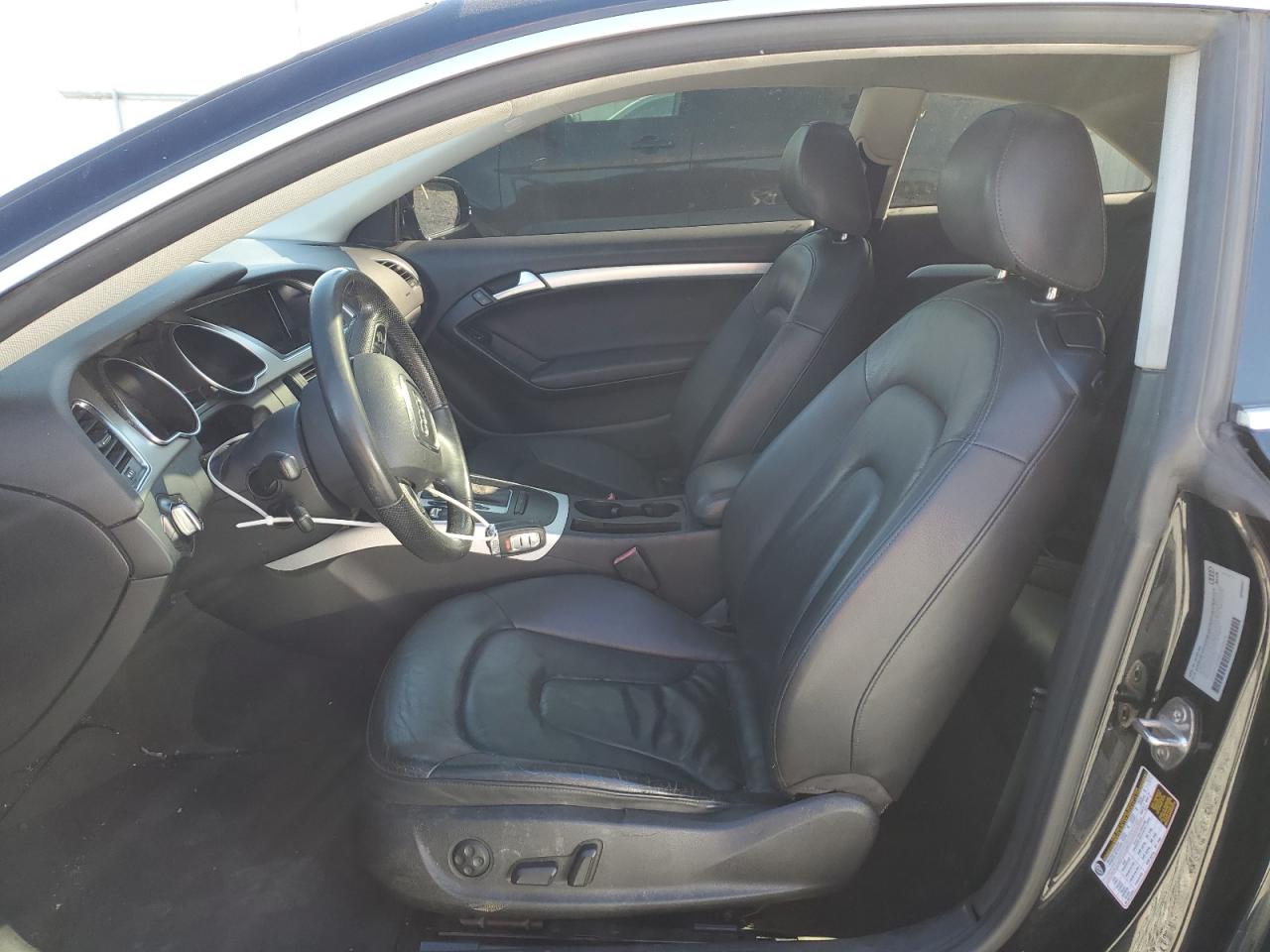 2011 Audi A5 Premium VIN: WAUCFAFR8BA009319 Lot: 91376685