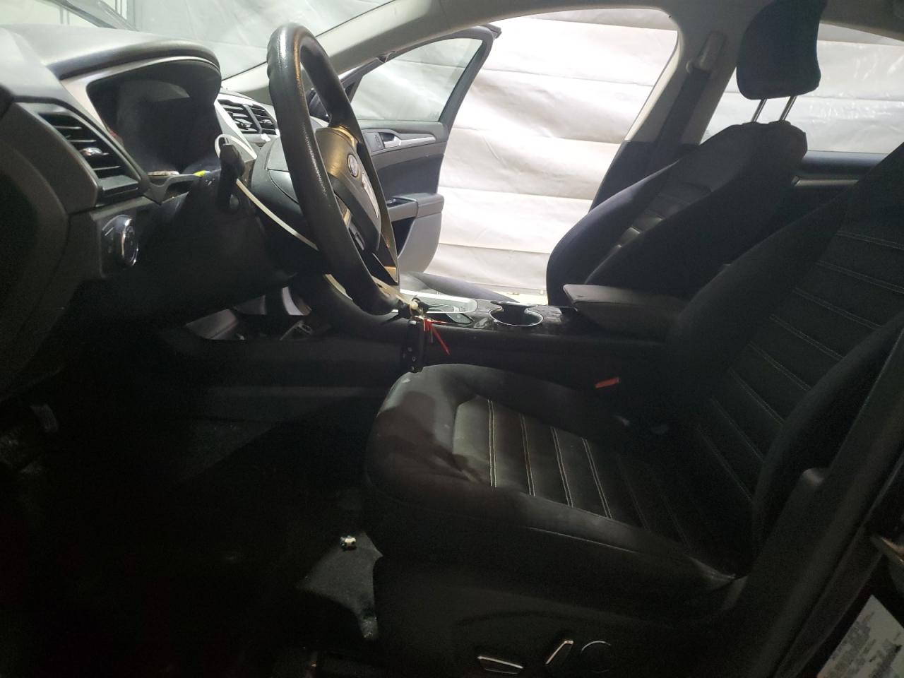 2015 Ford Fusion Se VIN: 3FA6P0H79FR155992 Lot: 92622175